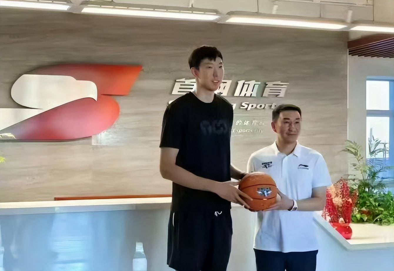 必威体育-支持曾凡博赴NBA追梦！北京首钢：是你最坚强的后盾(曾凡博点燃队场均数据)